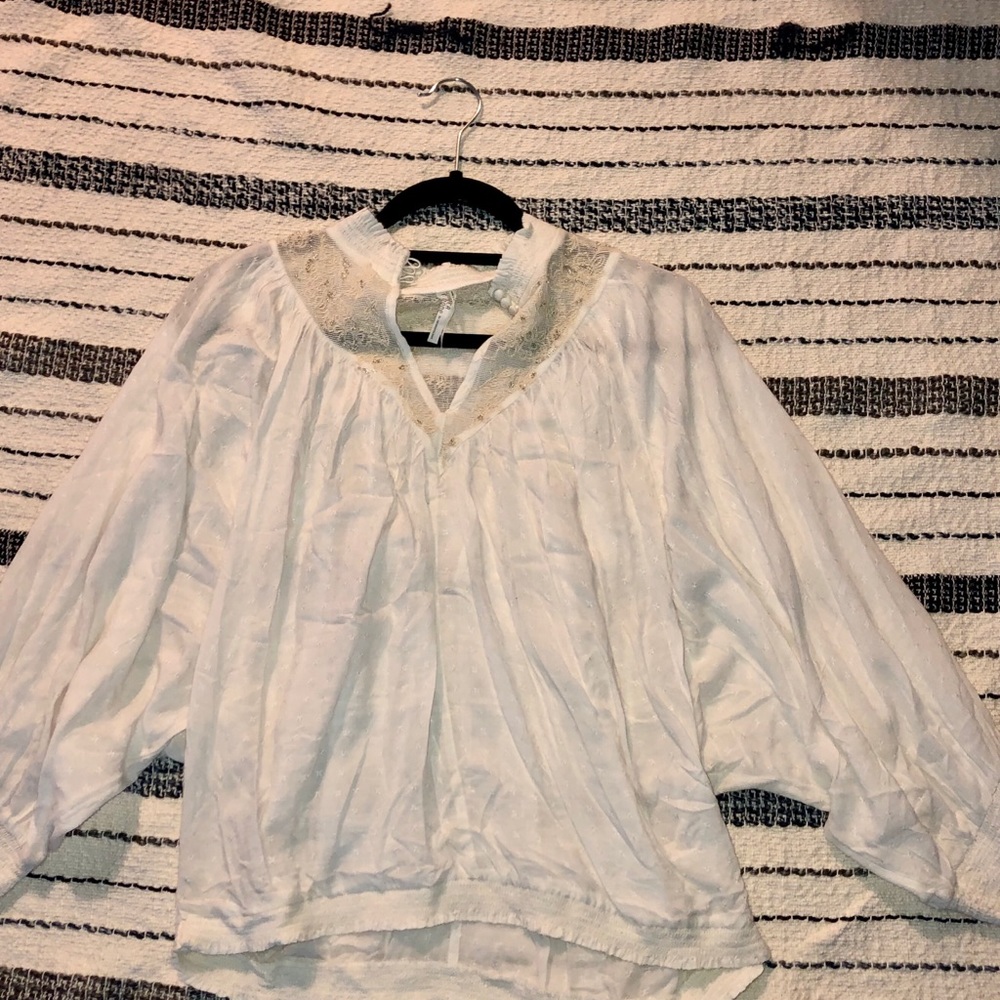 Beautiful Anthropologie Blouse.